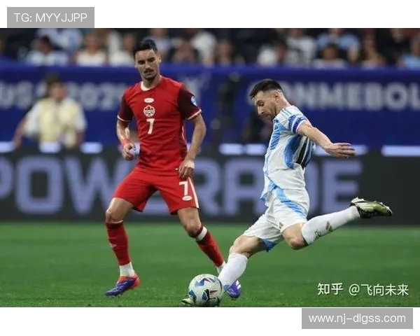 足球世界的荣耀与挑战：探讨未来足球发展趋势与国际赛事影响