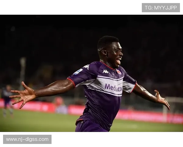 尤文图斯与佛罗伦萨展开激烈对决 谁能在意甲赛场笑到最后