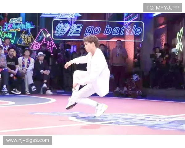 赛后深度分析:北京街舞队与深圳街舞队的精彩对决与节奏碰撞 赛后深度分析:北京街舞队与深圳街舞队的精彩对决与节奏碰撞