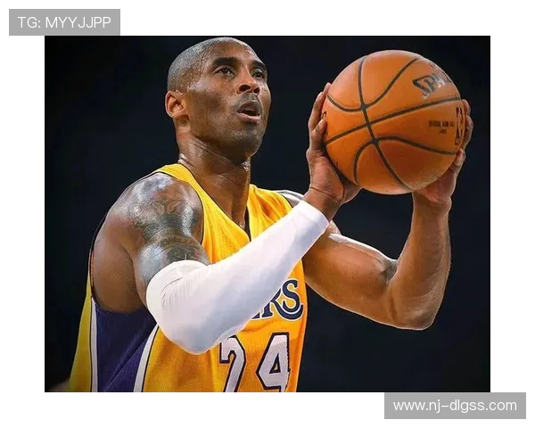 围绕篮球明星成长历程探寻竞技精神与时代风貌的深度解析全景呈现