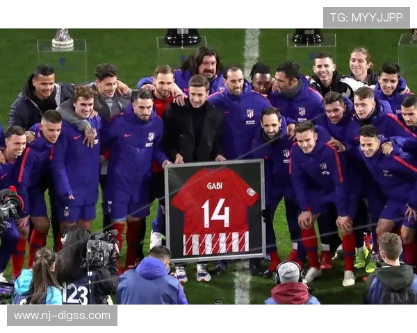 卢森堡足球队迎战西班牙人队期待精彩对决与激情碰撞 卢森堡足球队迎战西班牙人队期待精彩对决与激情碰撞