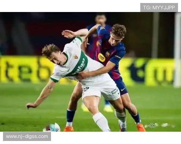 埃尔切主场迎战萨拉戈萨双方争夺宝贵积分的激烈对决